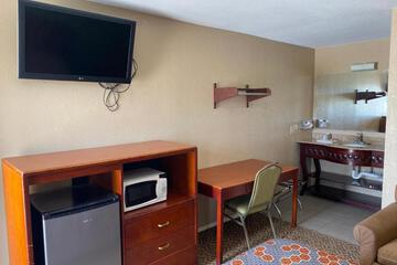 Photo 17