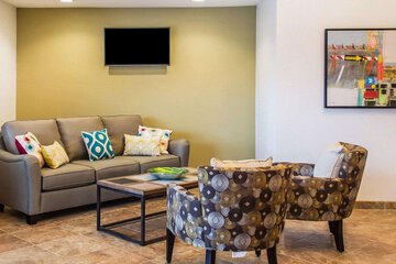 Hotel Interior 8 of 36