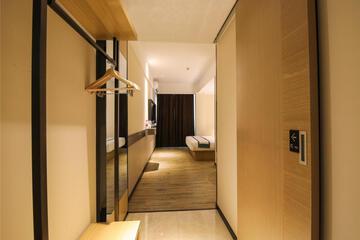 Photo 47