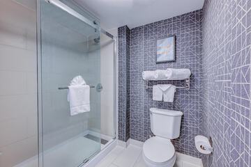 Bathroom shower