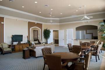 Lobby lounge