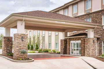 Sleep Inn & Suites