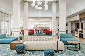 Hotel Interior 5 of 32