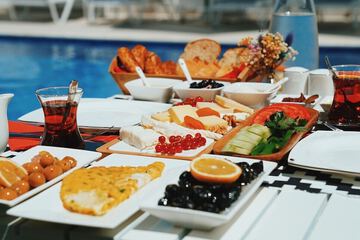 Breakfast meal
