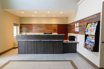 Hotel Interior 7 of 36