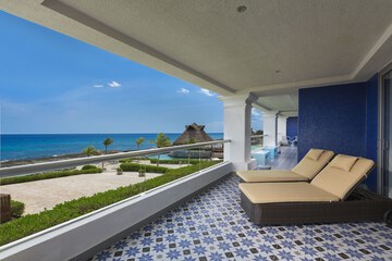 Beach/ocean view