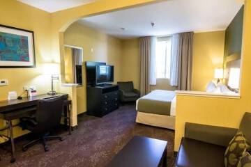  Holiday Inn Express Hotel & Suites San Jose - International Airport 7