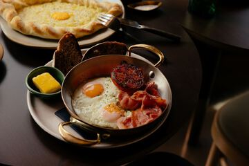 Breakfast meal