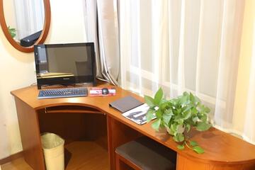 Photo 8