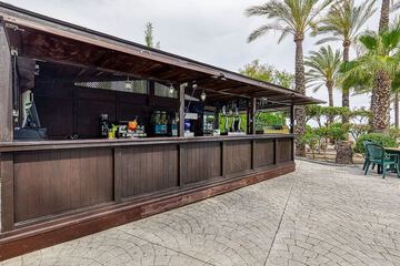 Poolside bar