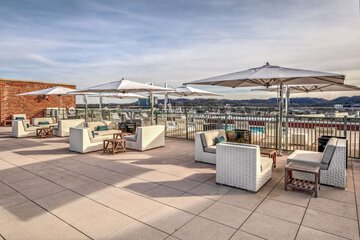 Terrace/Patio 55 of 57