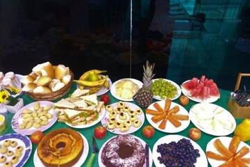 Breakfast buffet