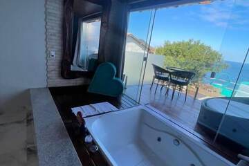 Jetted tub
