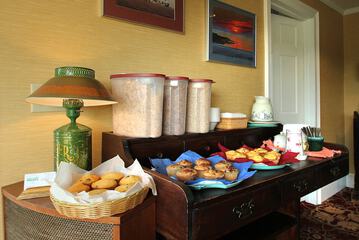 Breakfast/Coffee Service 25 of 27