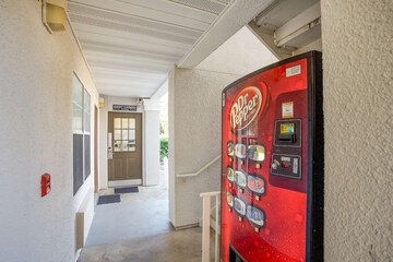 Vending machine