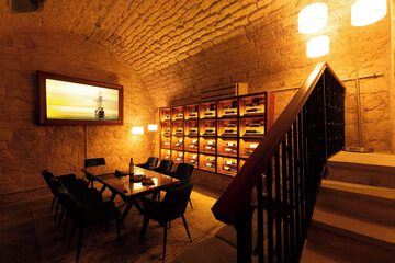 Tasting room