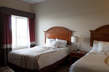 Room 27 of 48