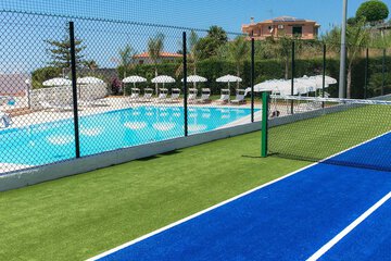 Tennis court