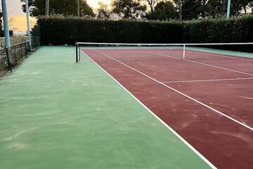 Tennis court