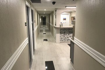 Ballroom/Hall 54 of 55