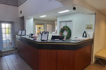 Check-in/check-out kiosk