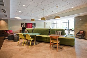 Hotel Interior 11 of 40