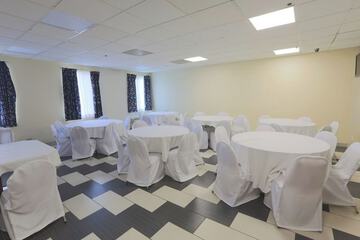 Business Center 46 of 46