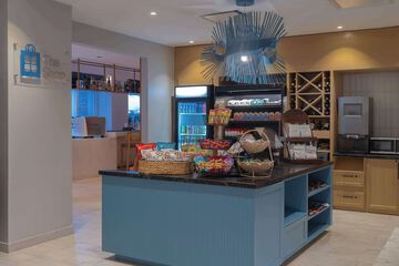 Snack bar
