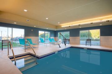 Holiday Inn Express & Suites Beloit by IHG