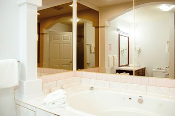 Jetted tub
