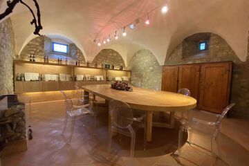 Tasting room