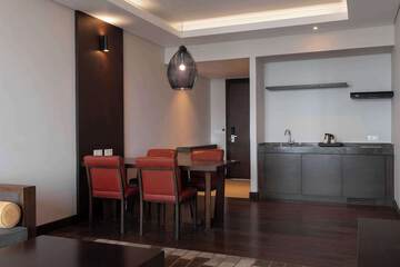Private kitchenette