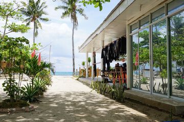 Beach/ocean view