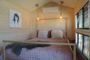 guest_rooms