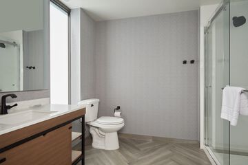 Room 38 of 86