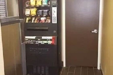 Vending machine