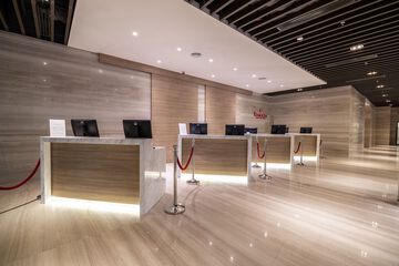 Check-in/check-out kiosk