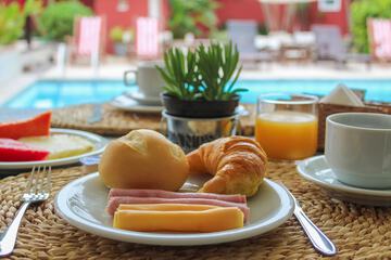 Breakfast meal