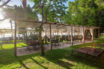 Beach bar