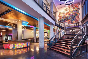 Aloft by Marriott Boston Seaport District