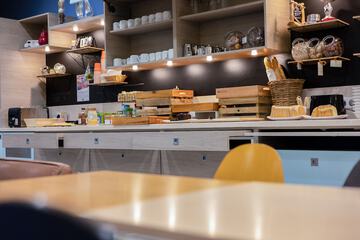 Breakfast buffet