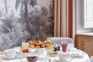 Breakfast meal