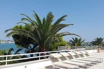 Sundeck