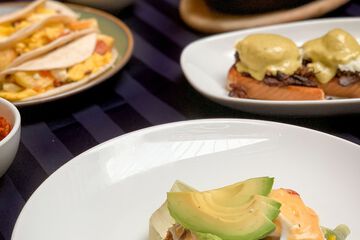 Breakfast/Coffee Service 39 of 47