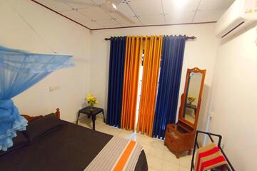 Photo 33