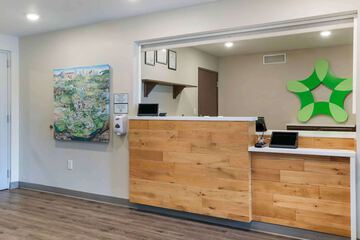 Hotel Interior 8 of 24