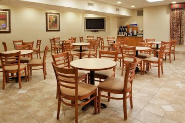 Holiday Inn Express Hotel & Suites San Jose - International Airport 35