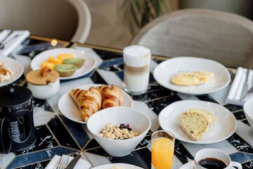 Breakfast meal