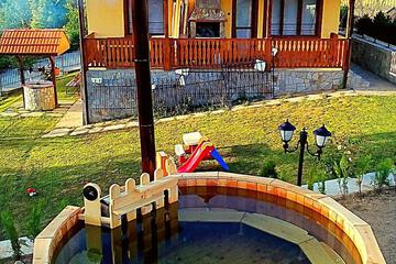 Photo 48