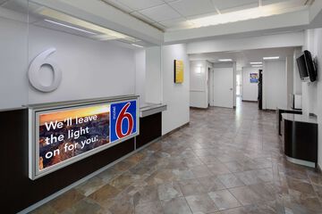 Hotel Interior 11 of 31